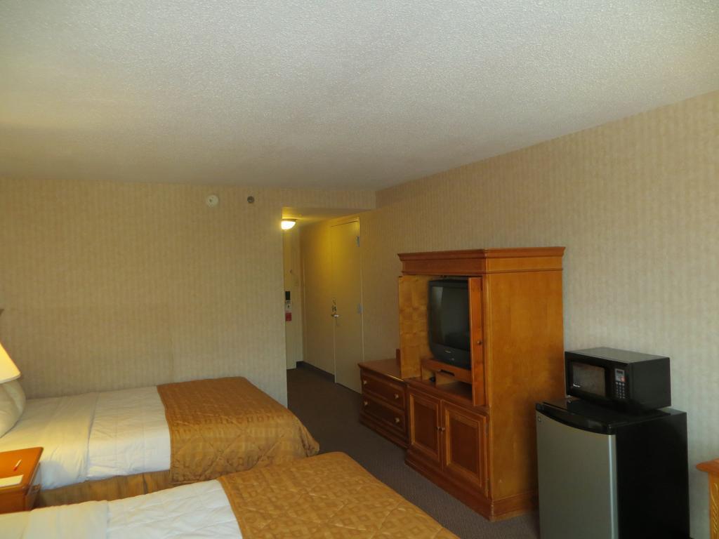 Gateway Hotel Dallas Park Central Номер фото